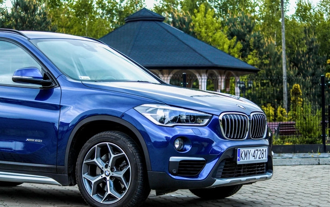 BMW X1 cena 121900 przebieg: 89500, rok produkcji 2018 z Myślenice małe 529